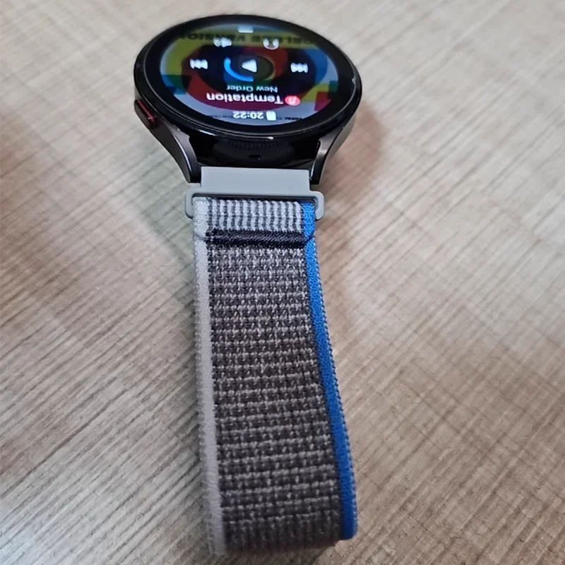 Trail Loop Strap voor Samsung  - Titan Smartwatch Accessories recensie en prijs